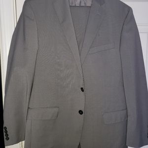 Mens suit 38R 32W